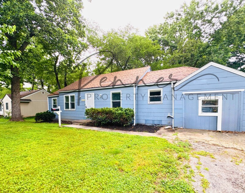 Foto principal - 11217 Applewood Dr
