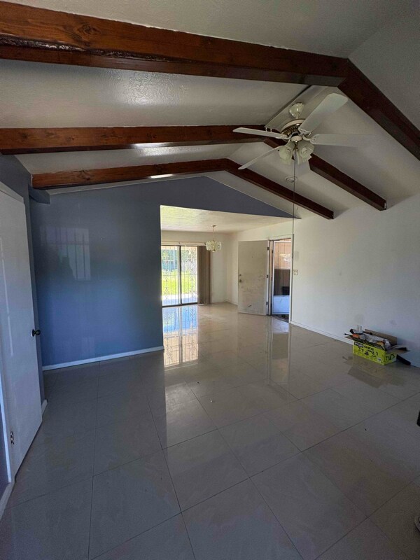 Foto del edificio - 234 E Los Ebanos Blvd