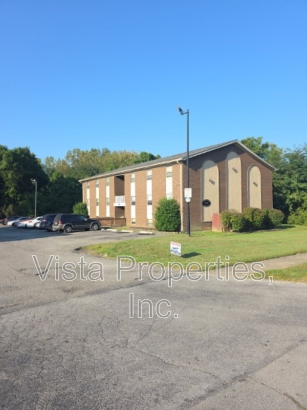 Primary Photo - 4119 Glen Hill Manor Dr