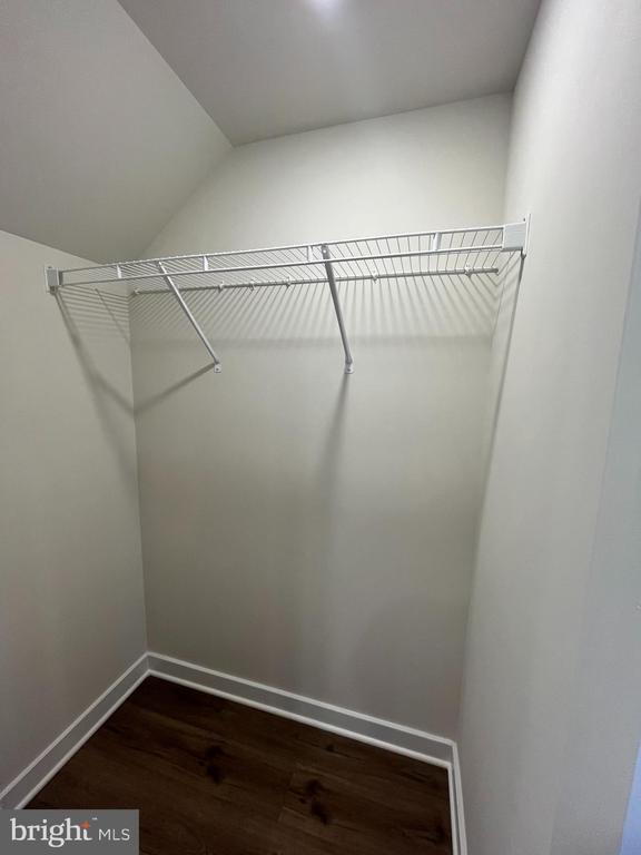 Foto del edificio - 741 Platinum Dr