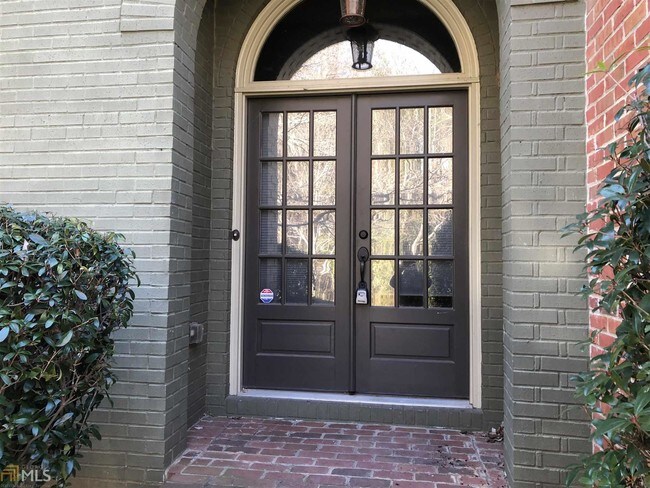 Foto del edificio - 1641 Ridenour Pkwy NW