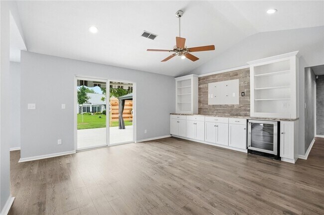 Foto del edificio - 9083 Marquis Dr