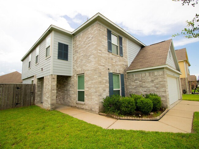 Building Photo - 2314 Zephyr Ln