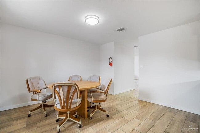 Foto del edificio - 819 S 16th St