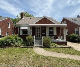 Building Photo - 1746 N Denwood St