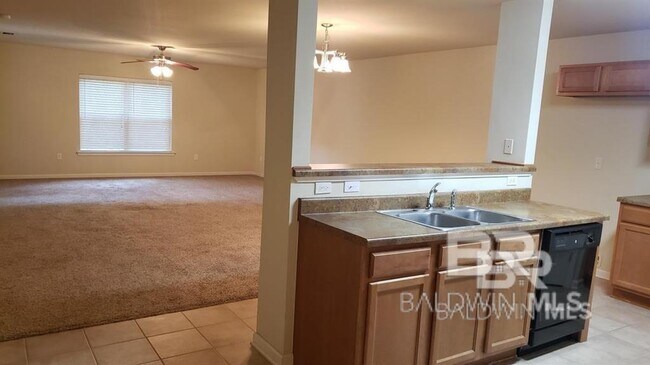 Foto del edificio - 3823 Chesterfield Ln