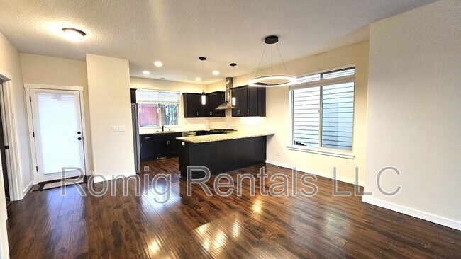 Foto del edificio - 1403 NE 71st Dr