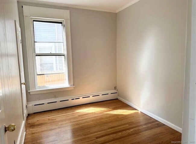 Building Photo - 517 Colorado Ave