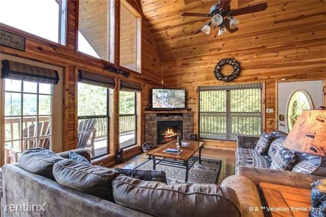 Foto del edificio - 2209 Legend Dr