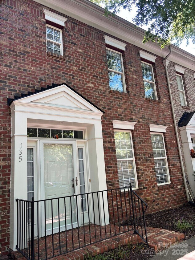 Primary Photo - 135 Singleton Rd