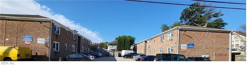 Primary Photo - 171 Blaview