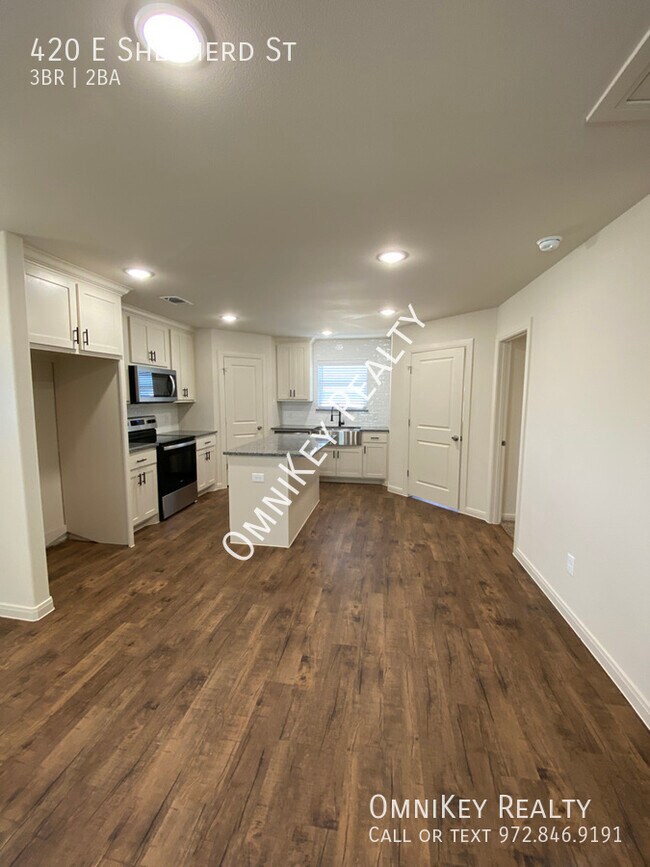 Foto del edificio - 420 E Shepherd St