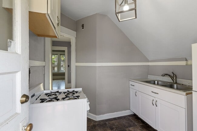 Foto del edificio - 1612 22nd Ave NE