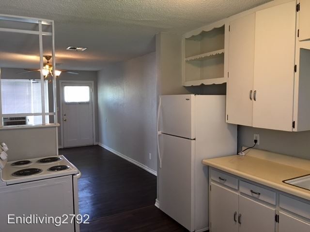 Foto del edificio - 1322 W Rupe Ave