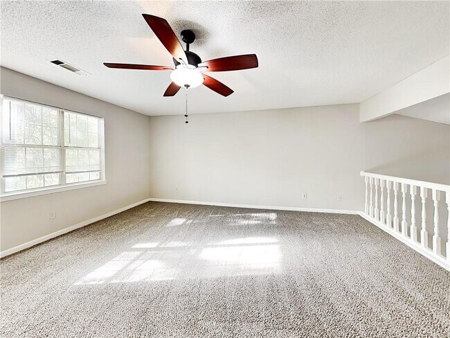 Building Photo - 3379 Port Chester Ct