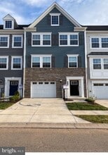 Building Photo - 2275 Marcy Dr