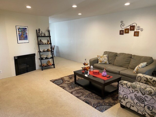 Living rm - 9588 Via Bernardo