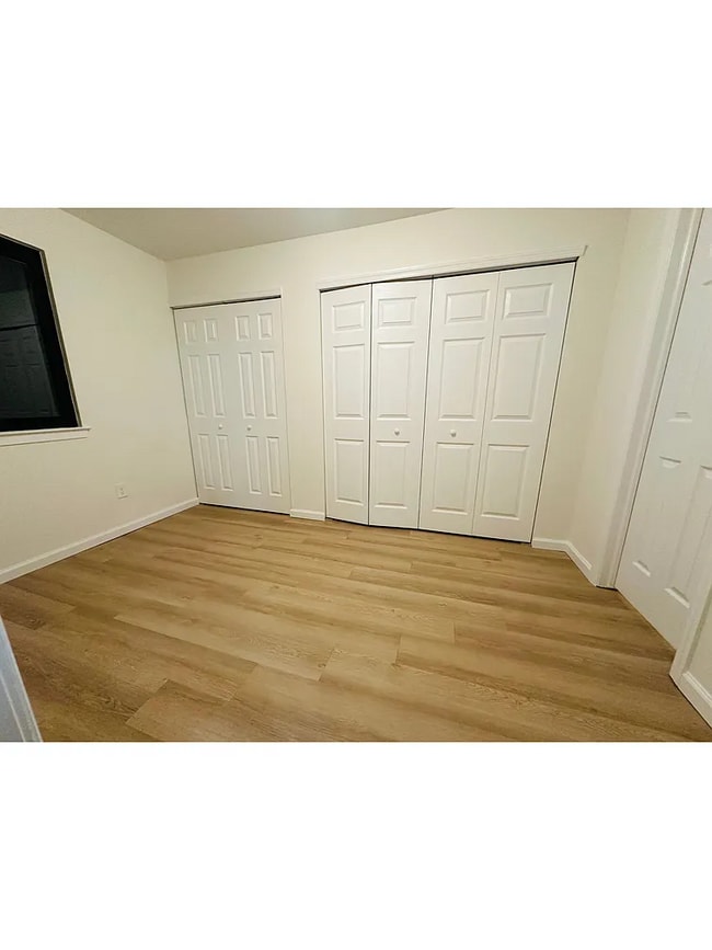 Foto del edificio - 522 Johnstone St