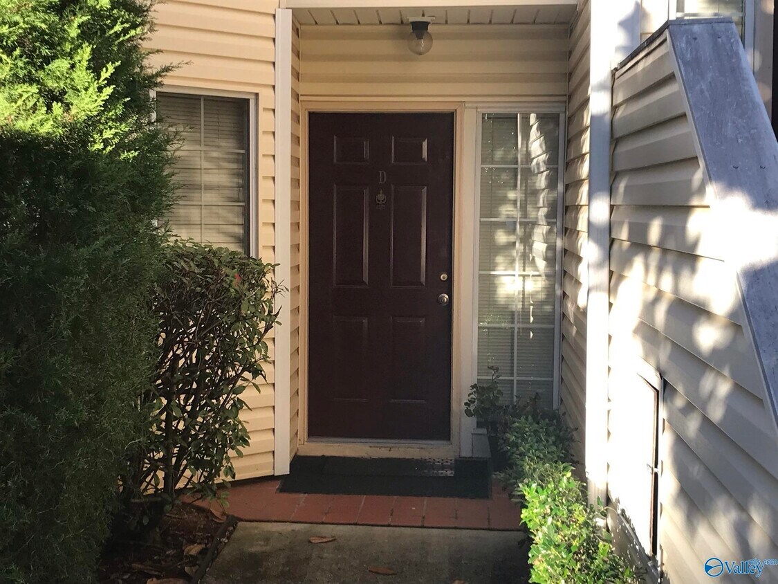 Primary Photo - 1155 Old Monrovia Rd NW