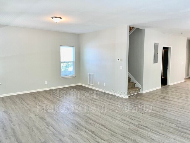 Foto del edificio - 2351 Earle St NW