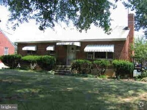 Building Photo - 366 Fox Dr