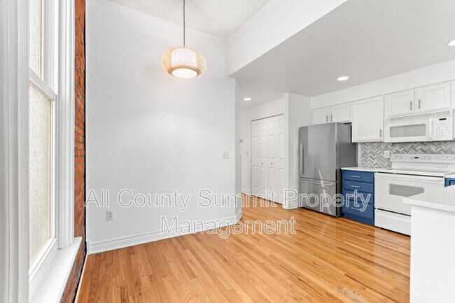 Foto del edificio - 2608 Curtis Street