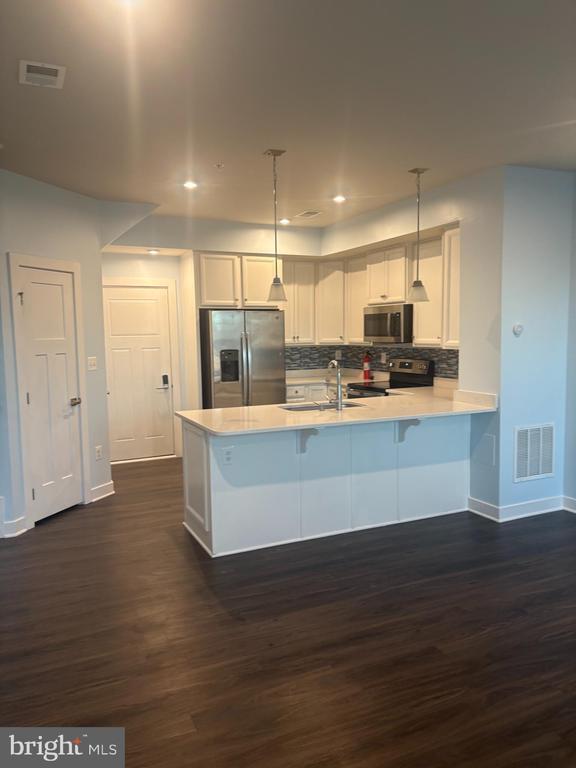 Foto principal - 10050 American Pharoah Ln