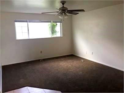 Building Photo - 265 E Center St