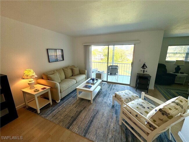 Building Photo - 200 Turtle Lake Ct