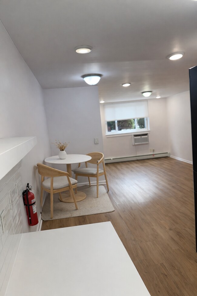 Foto del edificio - 372 Valley St