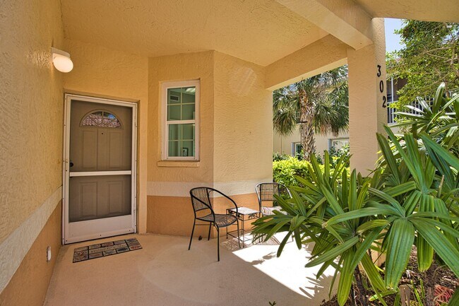 Foto del edificio - Seasonal Short-term Condo located in Casa ...