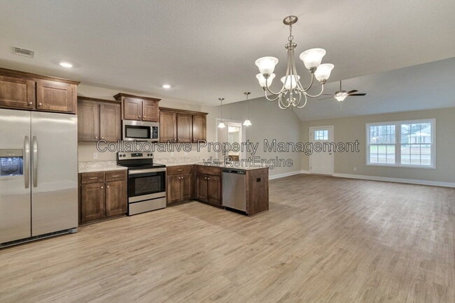Building Photo - 338 Tallulah Bend