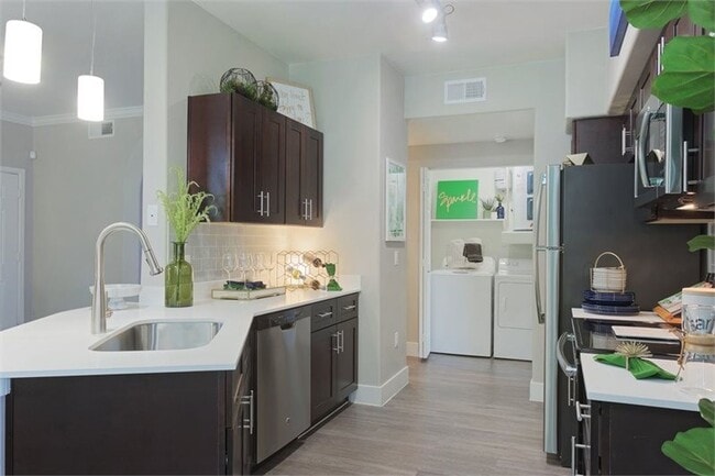 Interior Photo - Enclave at Arrowhead