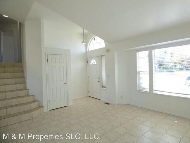 Building Photo - 4 br, 2.5 bath House - 6271 S Wakefield Wa...