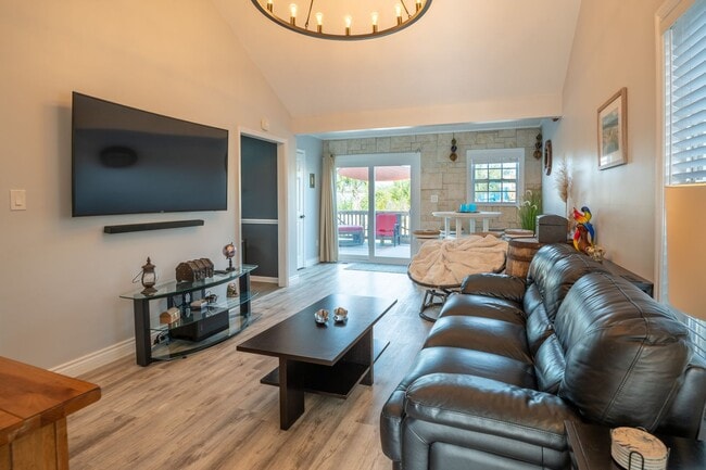 Photo - LAVISHLY FURNISHED PIRATE-THEMED OFF-SEASO... House