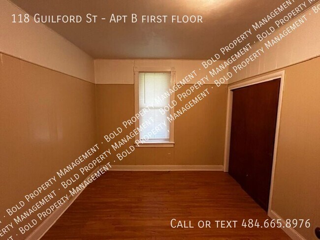 Building Photo - 118 Guilford St