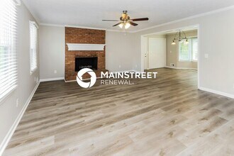 Building Photo - 1616 Quail Run SW