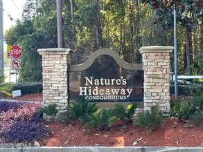 Building Photo - 6057 Maggies Cir