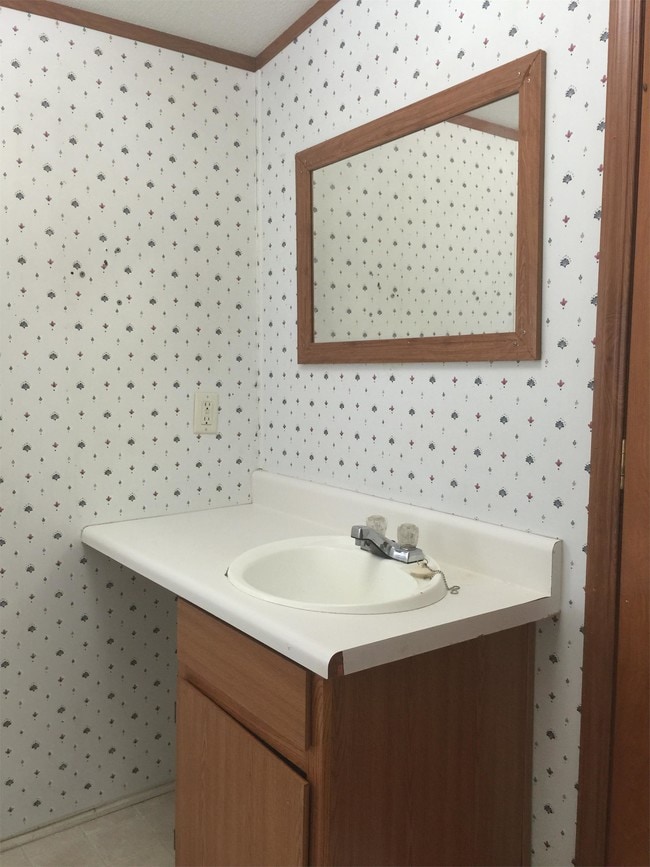 Building Photo - 54 Willowbrook Ct