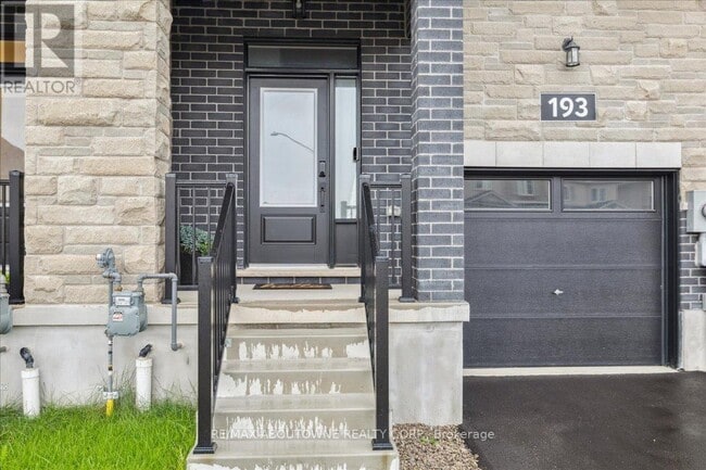 Building Photo - 193 Lormont Blvd