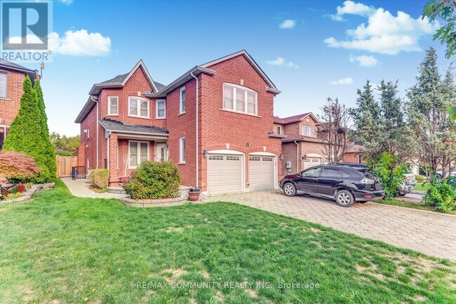 Building Photo - 35 Hartrick Pl