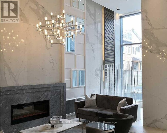 Photo du bâtiment - 501 St Clair Ave W