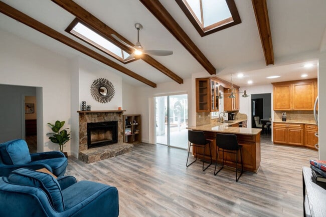 Building Photo - 2330 Sykes Creek Dr