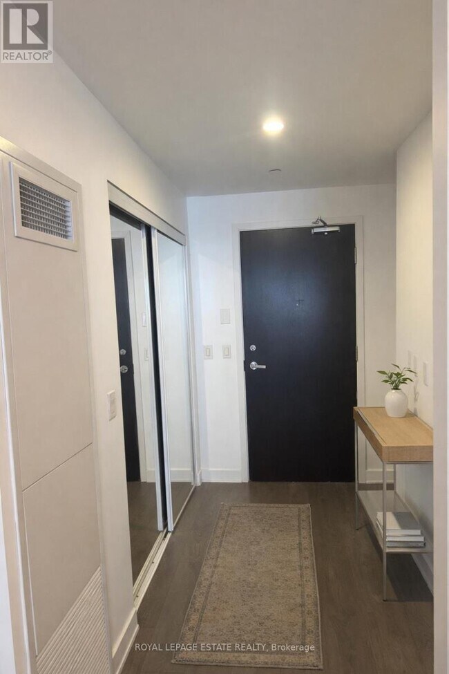 Building Photo - 55 Regent Park Blvd