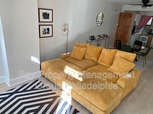 Foto del edificio - 2215 Greenwich St