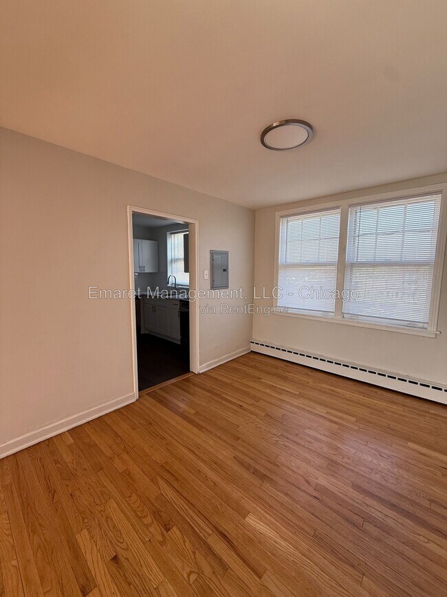 Foto del edificio - 5238 N Campbell Ave