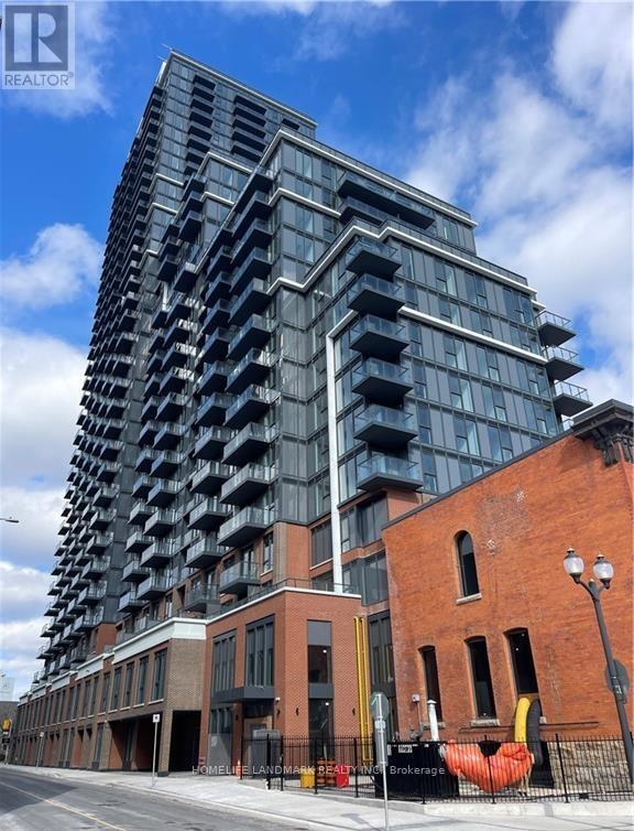 Building Photo - 75 James St S