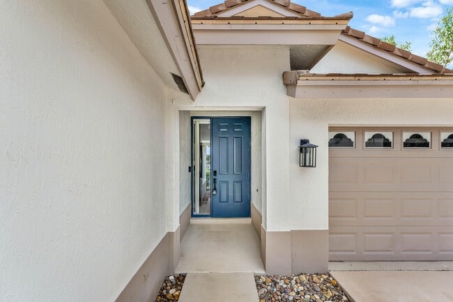 Foto del edificio - 4144 Manor Forest Trail