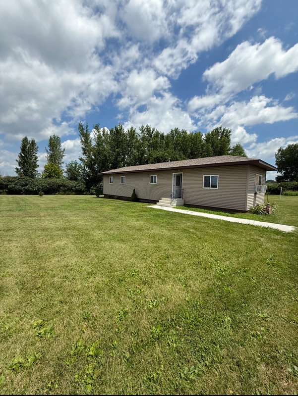 Primary Photo - 2871 Edgewood Rd