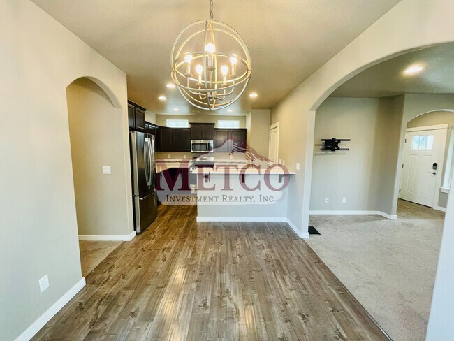 Foto del edificio - Beautiful Coburg 3 Bed / 2.5 Bath Crafstma...